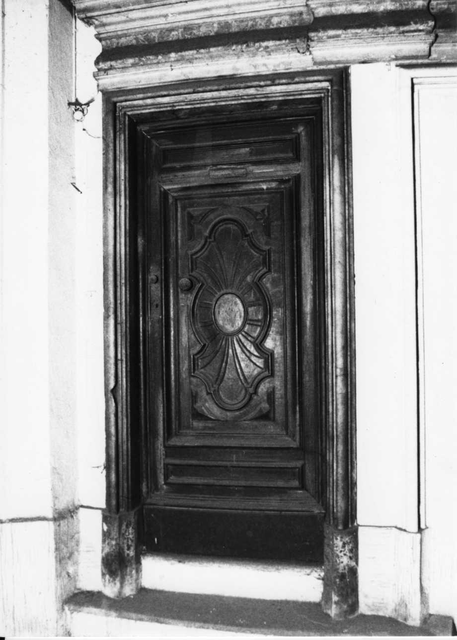 porta, opera isolata - bottega piemontese (secondo quarto sec. XVIII)