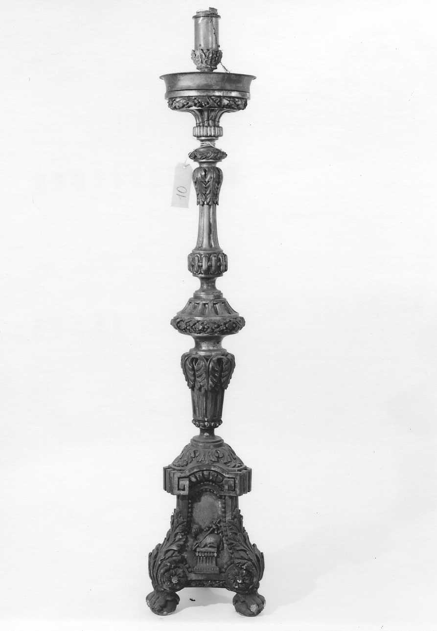 Agnus Dei (candeliere, serie) - bottega piemontese (fine, inizio sec. XVIII, sec. XIX)