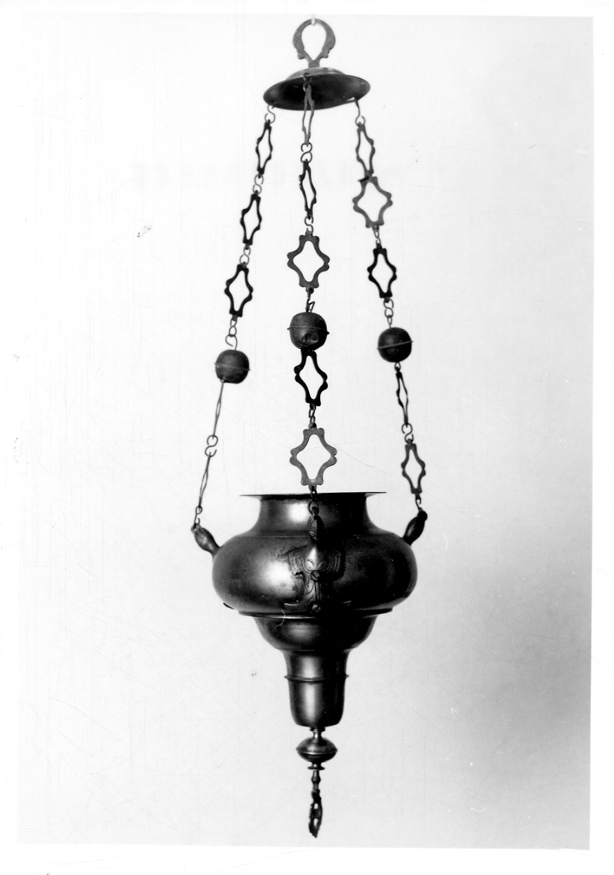 lampada pensile a vaso, opera isolata - ambito piemontese (terzo quarto sec. XVII)