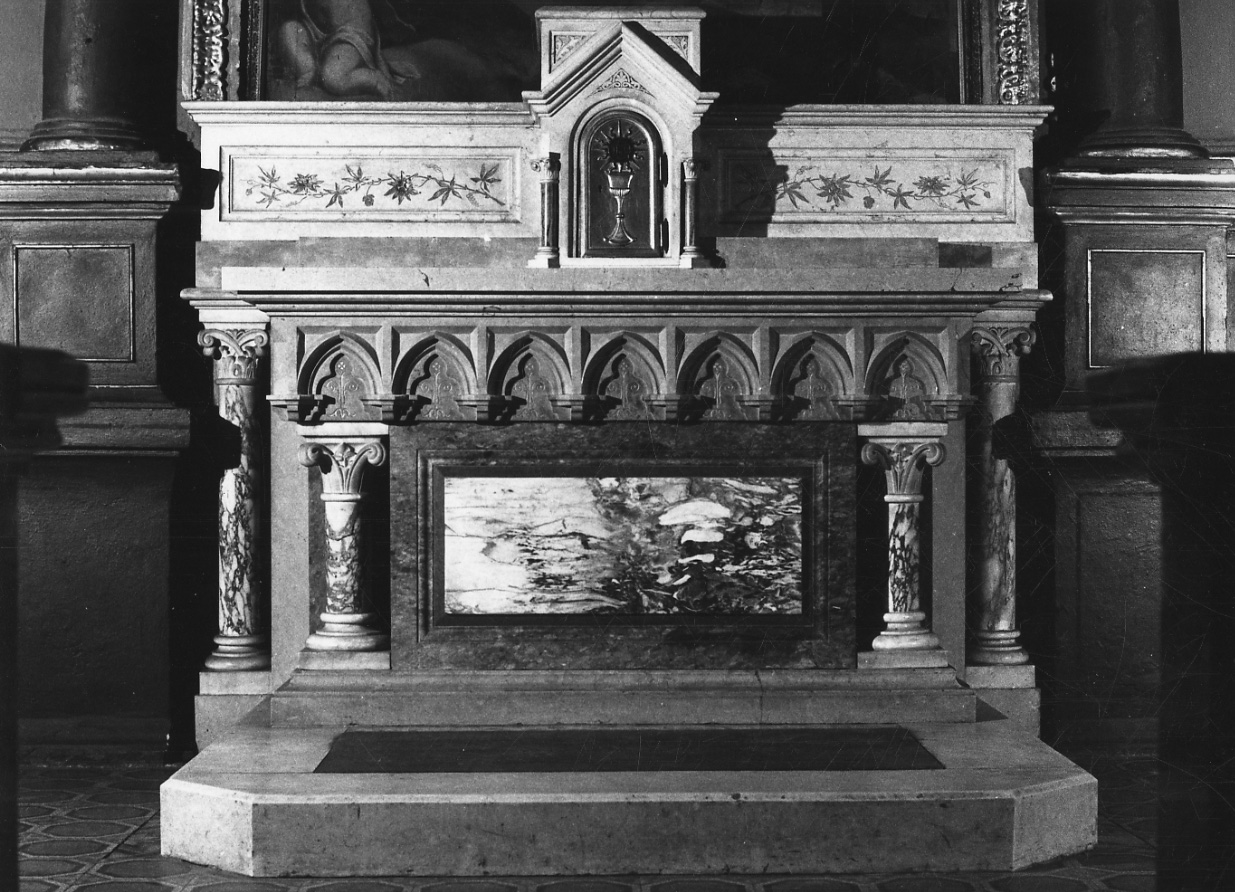 altare, insieme di Sassi Ditta (inizio sec. XX)