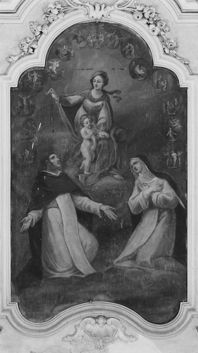 Madonna del Rosario con San Domenico, Santa Caterina e misteri del rosario (pala d'altare, opera isolata) - ambito piemontese (prima metà sec. XVIII)