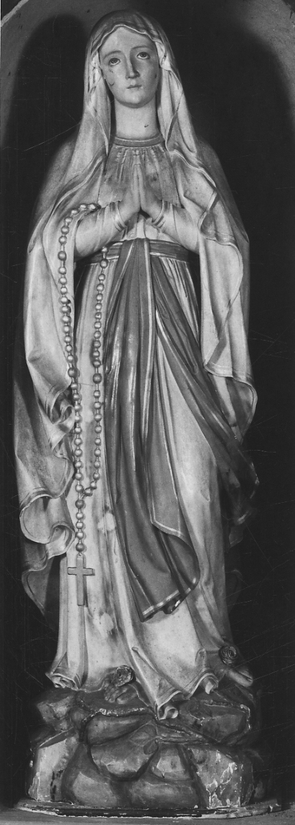 Madonna del Rosario (statua, opera isolata) - bottega piemontese (seconda metà sec. XIX)