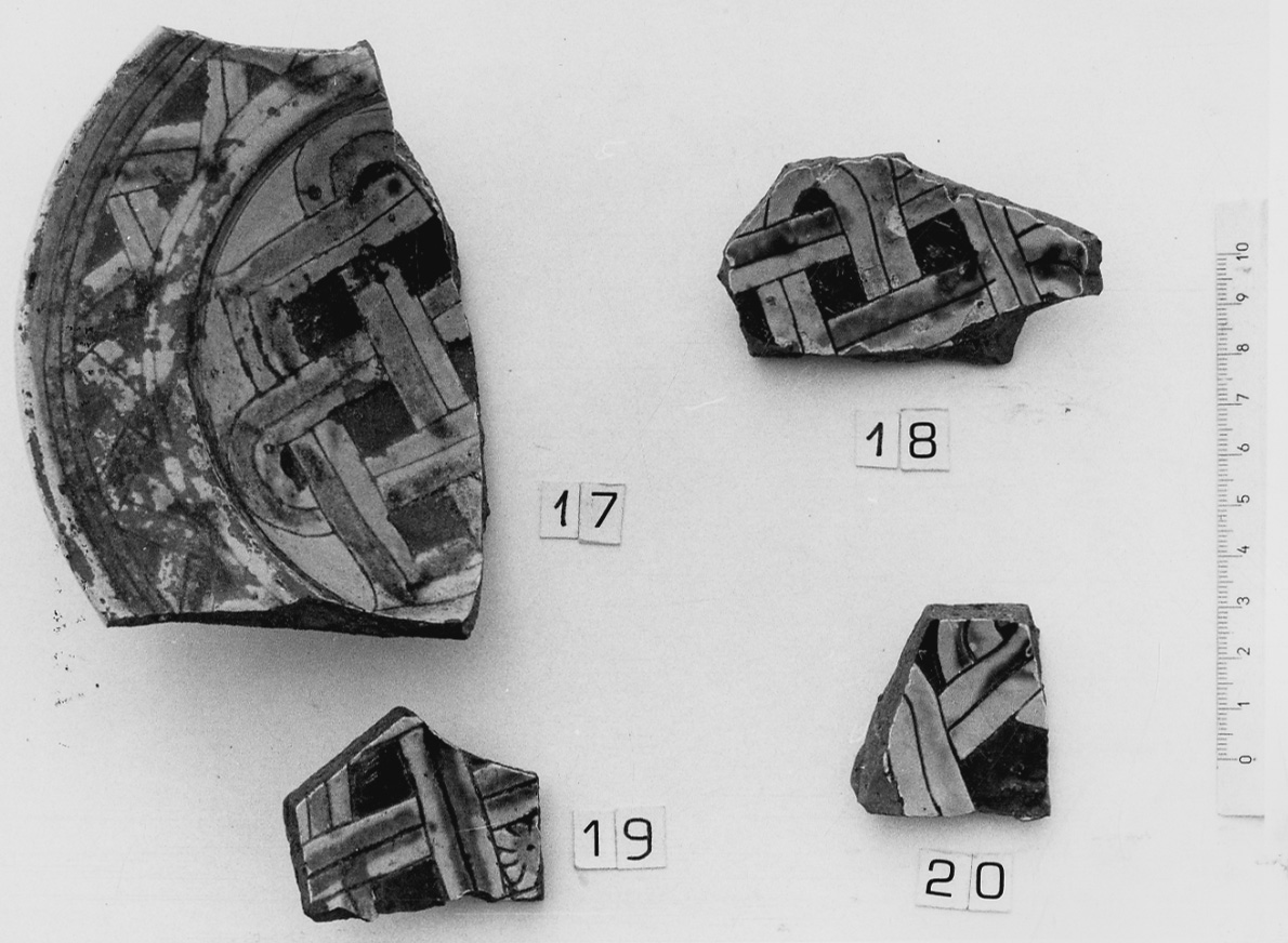 recipiente, frammento - bottega padana (secc. XV/ XVI)
