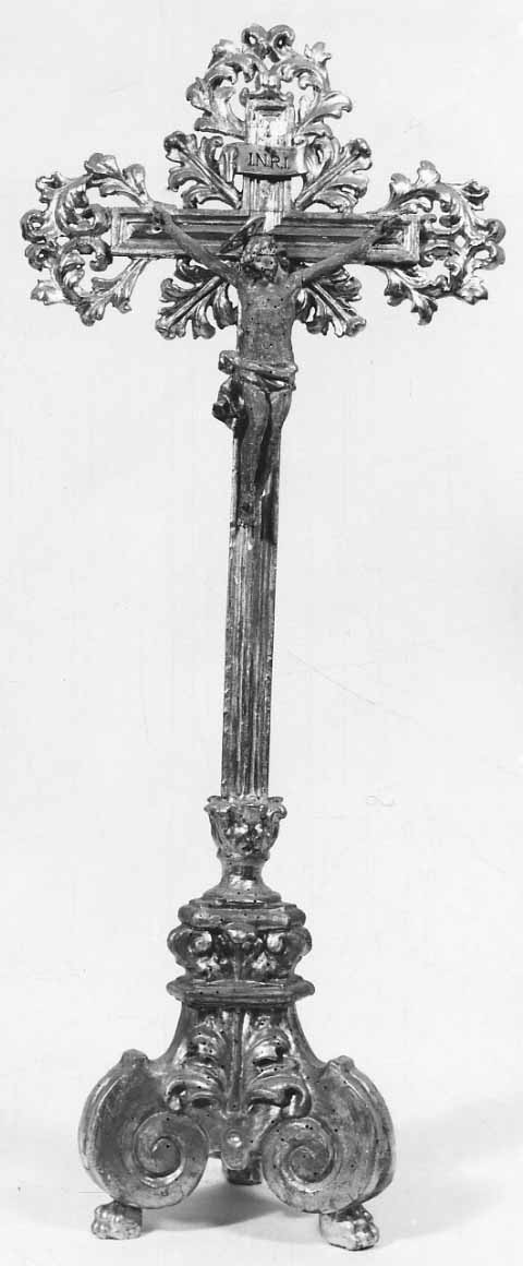 Cristo crocifisso (croce d'altare, opera isolata) - bottega della Valsesia (prima metà sec. XVIII)