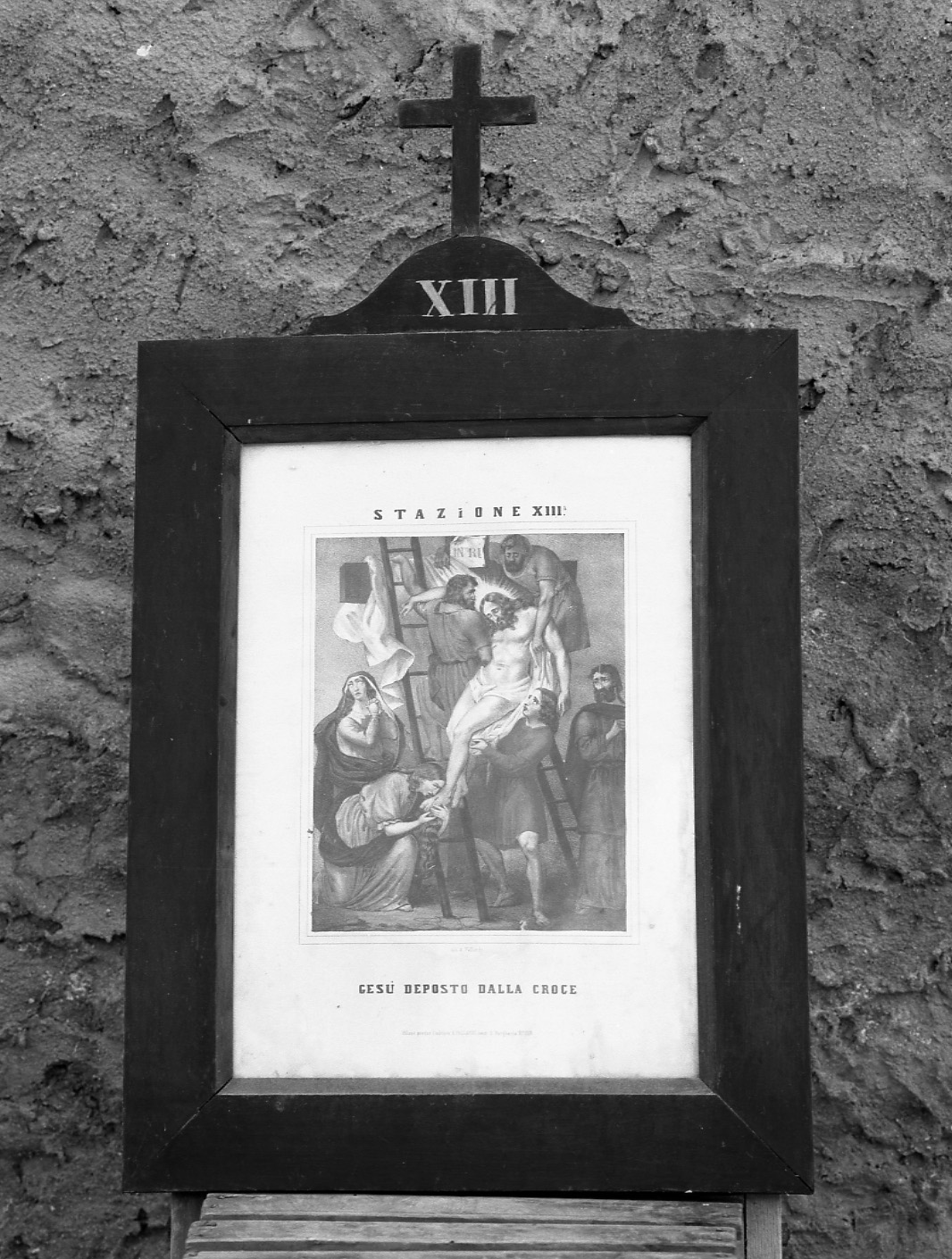 stazione XIII: Gesù deposto dalla croce (stampa colorata a mano, elemento d'insieme) di Calvi Jacopo Alessandro detto Sordino (attribuito) (metà sec. XIX)