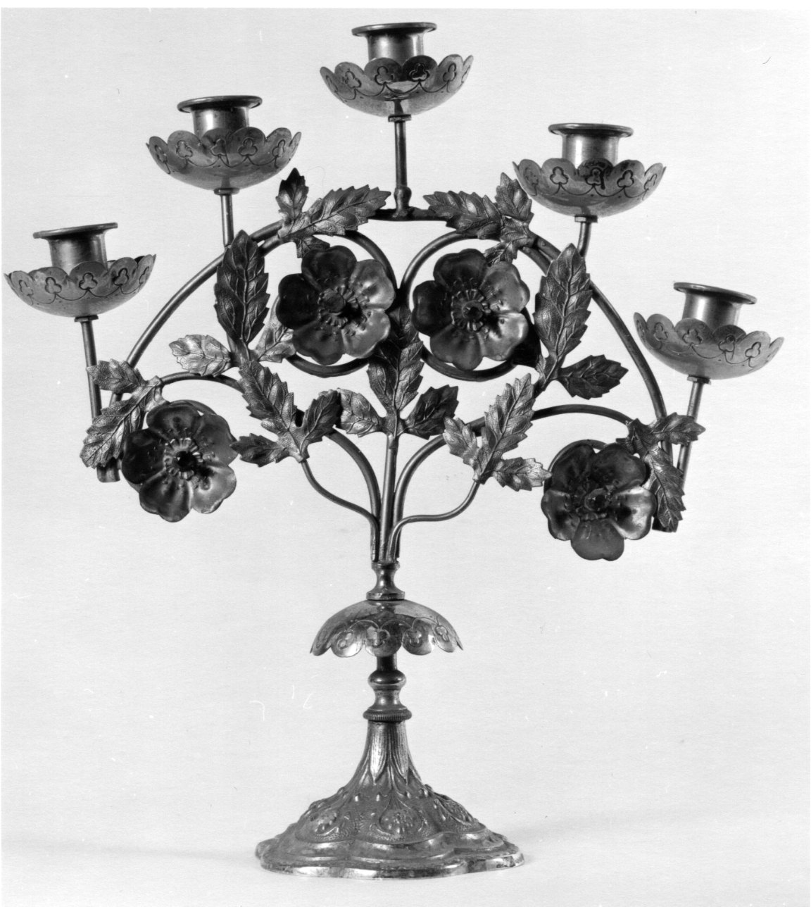 motivi decorativi floreali (candelabro, opera isolata) - ambito piemontese (seconda metà sec. XIX)