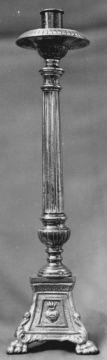 candeliere da chiesa, coppia - bottega piemontese (prima metà sec. XX)