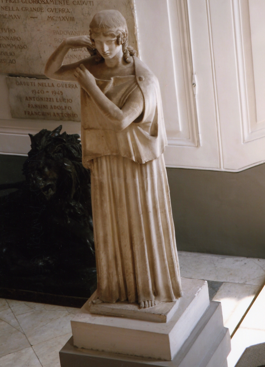 Idrophoros; Danzatrice di Ercolano, Peplophoros (statua, serie) - bottega napoletana (primo quarto sec. XX)