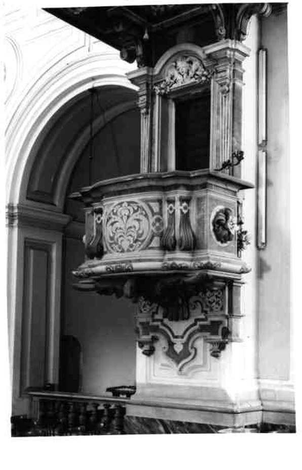 pulpito di Fanzago Cosimo (e aiuti) (prima metà sec. XVII)