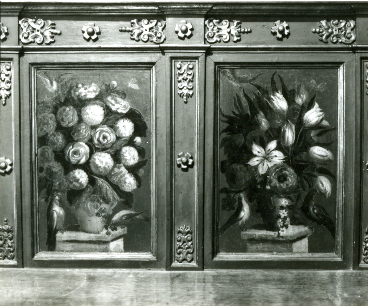 motivi decorativi floreali (pannello) di Regolia Michele (sec. XVII)