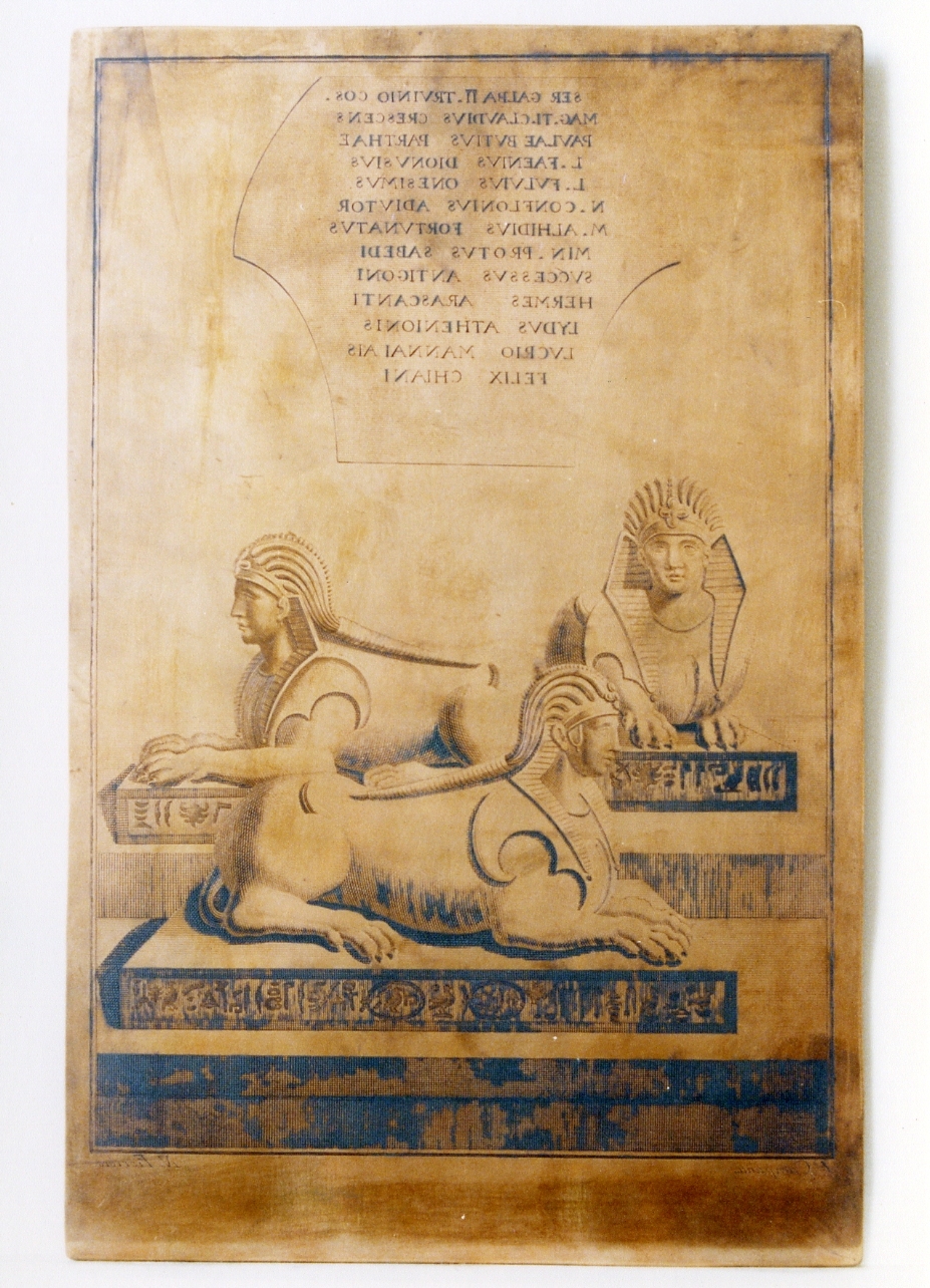 sfinge: veduta laterale e frontale/ iscrizione latina (matrice) di Fiorillo Nicola, Campana Vincenzo (ultimo quarto sec. XVIII)