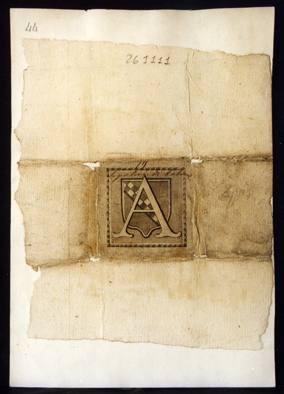 lettera A con scudo a banda diagonale (stampa controfondata) - ambito napoletano, ambito napoletano (?) (sec. XVIII)