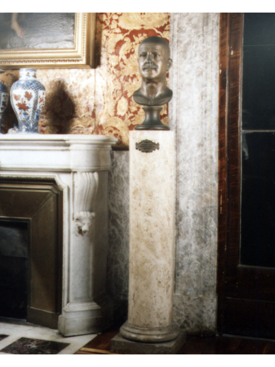 piedistallo - bottega napoletana (primo quarto sec. XX)