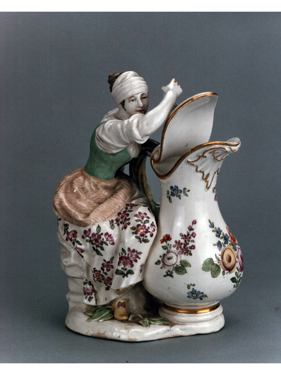 figura femminile (lattiera) - manifattura viennese (sec. XVIII)