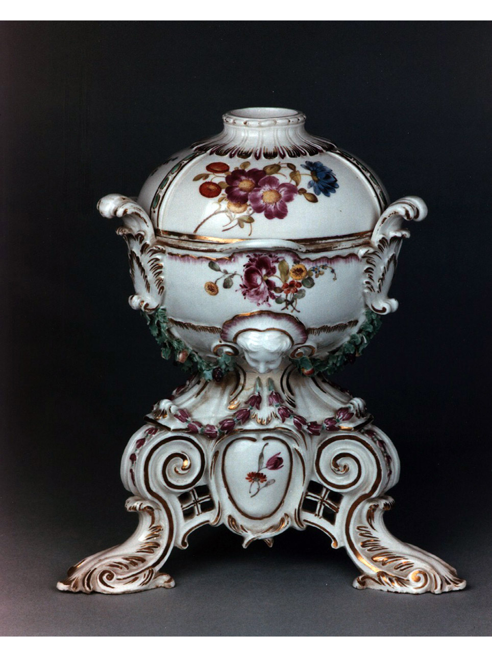 motivi decorativi floreali (pot-pourri) - manifattura di Meissen (sec. XVIII)