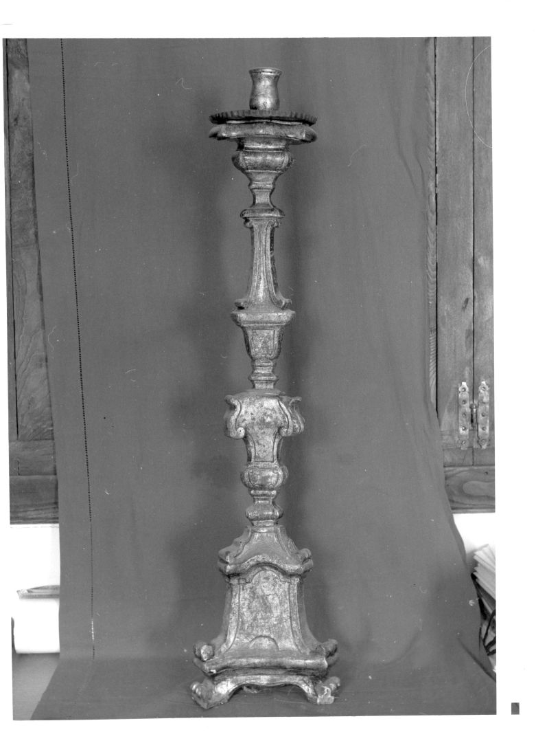 candeliere, serie - bottega campana (fine sec. XVII)