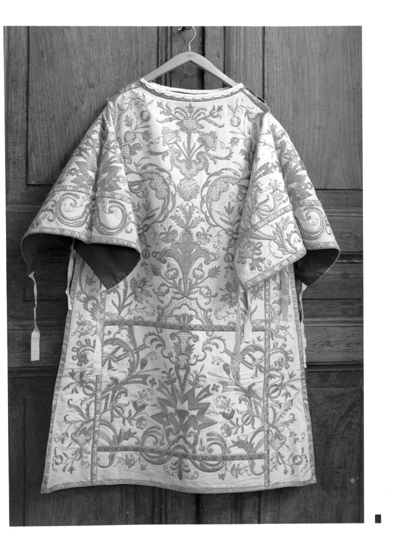 dalmatica, serie - manifattura campana (sec. XVIII)