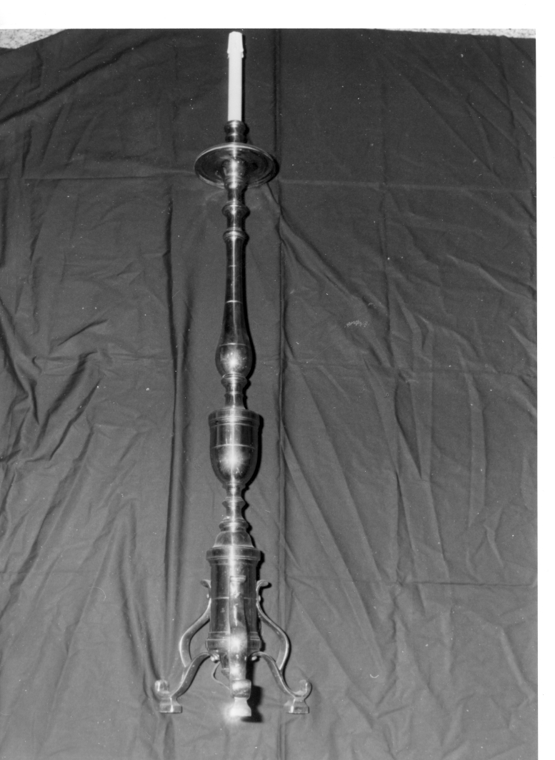 candelabro, serie - bottega irpina (seconda metà sec. XIX)