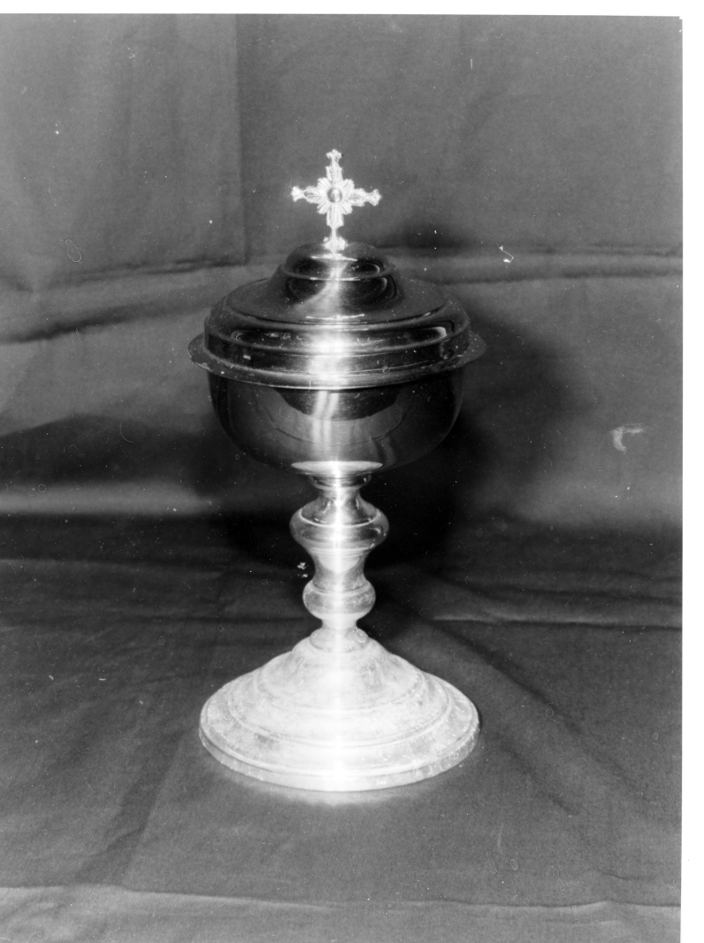 pisside, opera isolata - bottega irpina (metà sec. XVII)