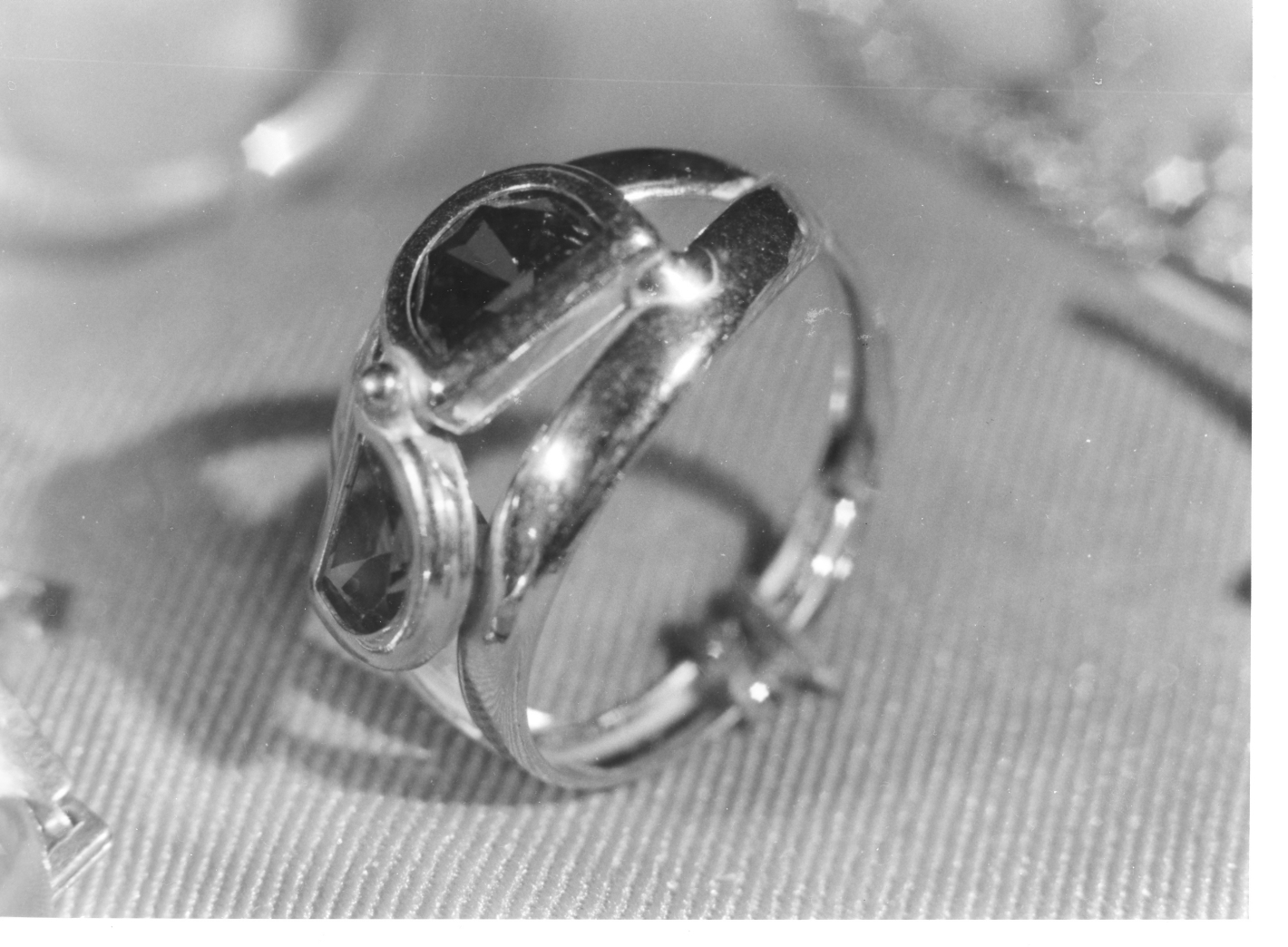 anello, opera isolata - bottega napoletana (fine/inizio secc. XIX/ XX)