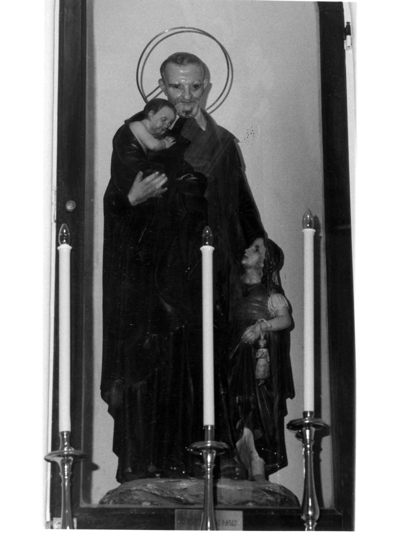 San Vincenzo dè Paoli (statua) - bottega campana (metà sec. XX)