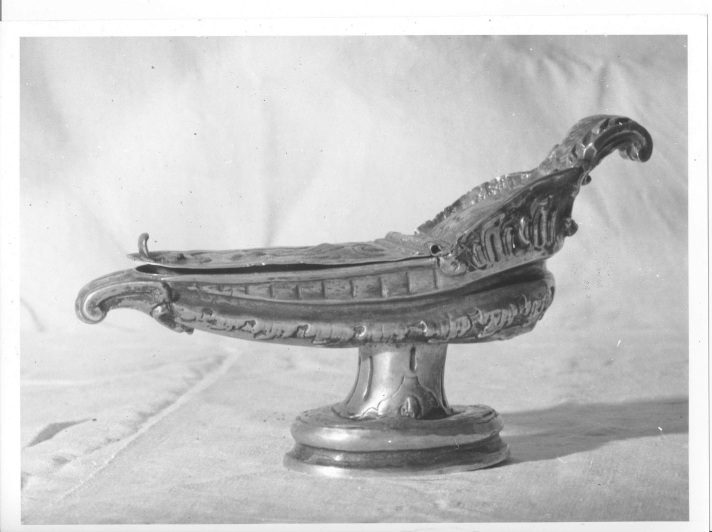 navicella portaincenso - bottega napoletana (sec. XVIII)