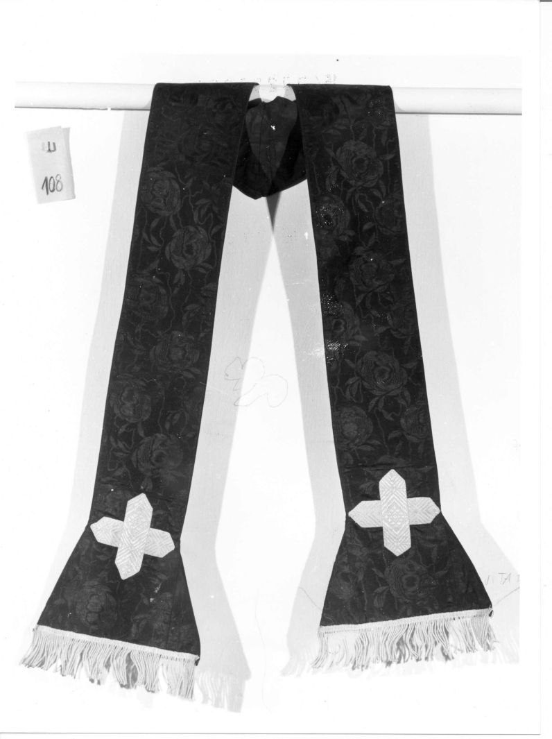 motivi decorativi floreali (stola) - manifattura Italia meridionale (sec. XIX)