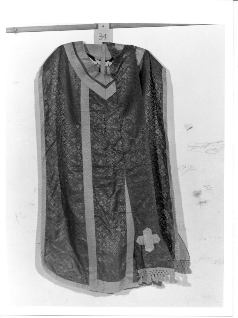 motivi decorativi floreali (paramento liturgico) - manifattura Italia meridionale (sec. XVIII)