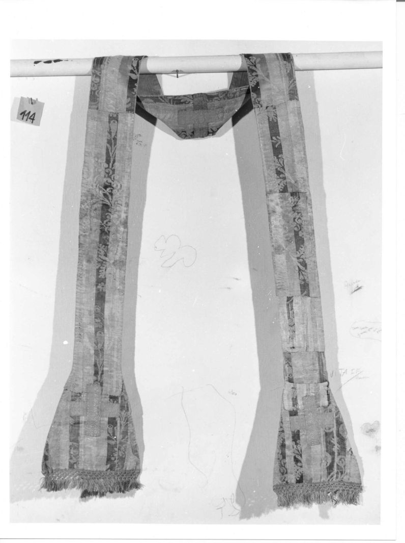 motivi decorativi vegetali (stola) - manifattura Italia meridionale (sec. XIX)