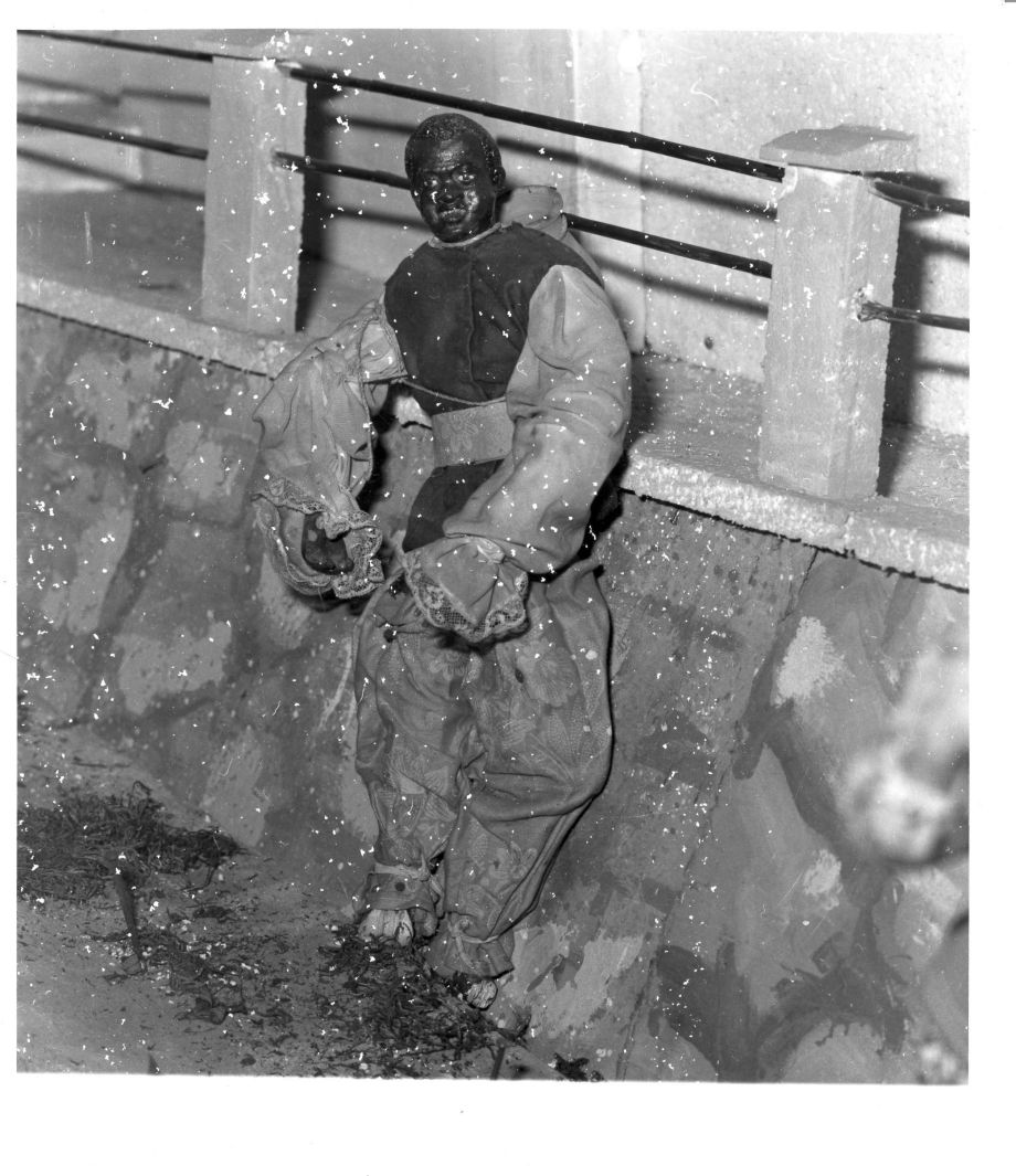 figura maschile (statuetta di presepio) - bottega campana (sec. XIX)