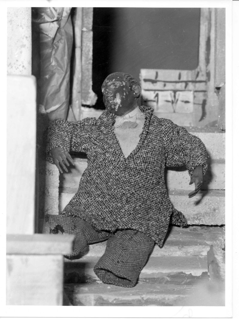 figura maschile (statuetta di presepio) - bottega campana (sec. XIX)