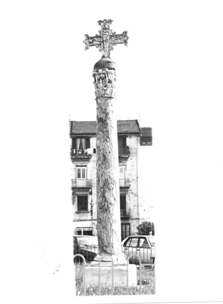 croce apicale - bottega Italia meridionale (sec. XVII)