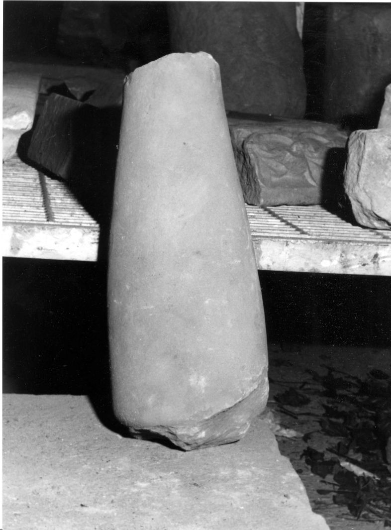 colonna, frammento - bottega campana (sec. XVI)