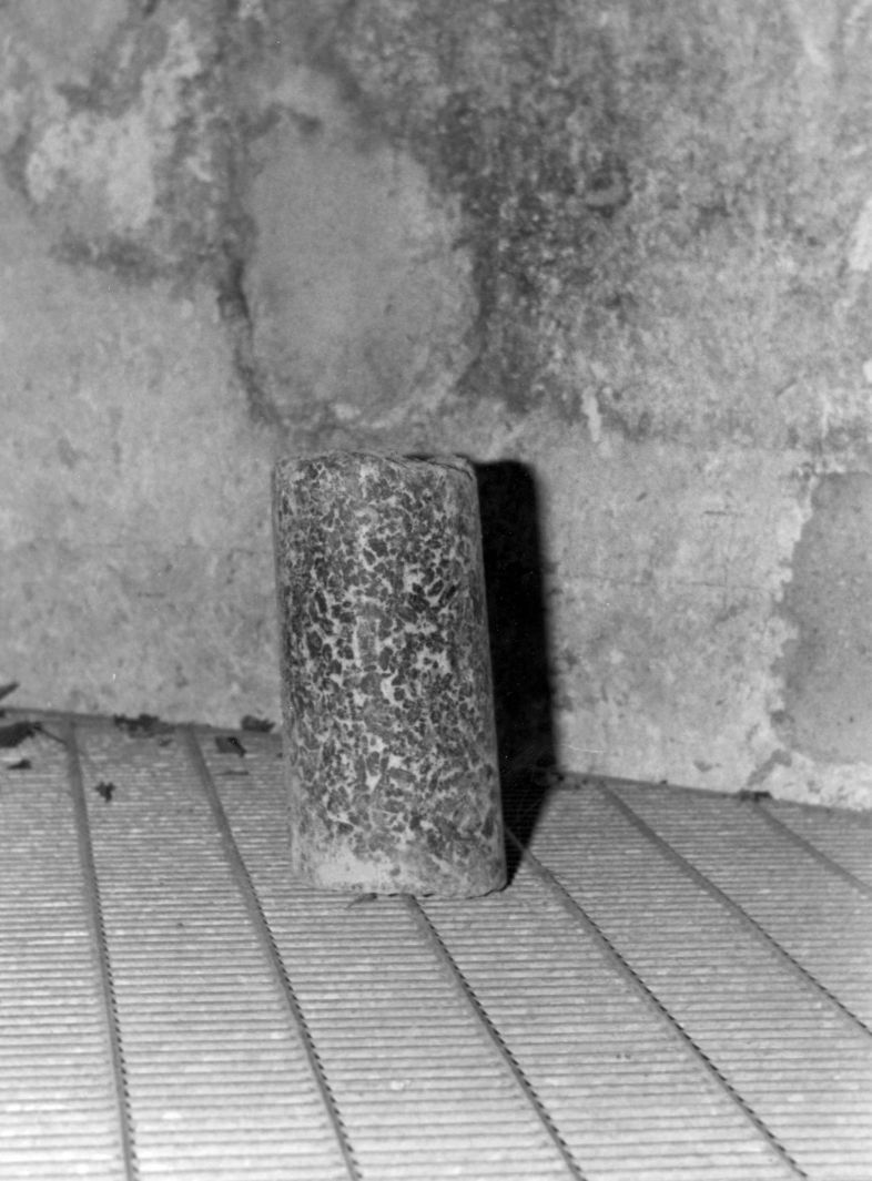 colonna, frammento - bottega campana (sec. XVI)