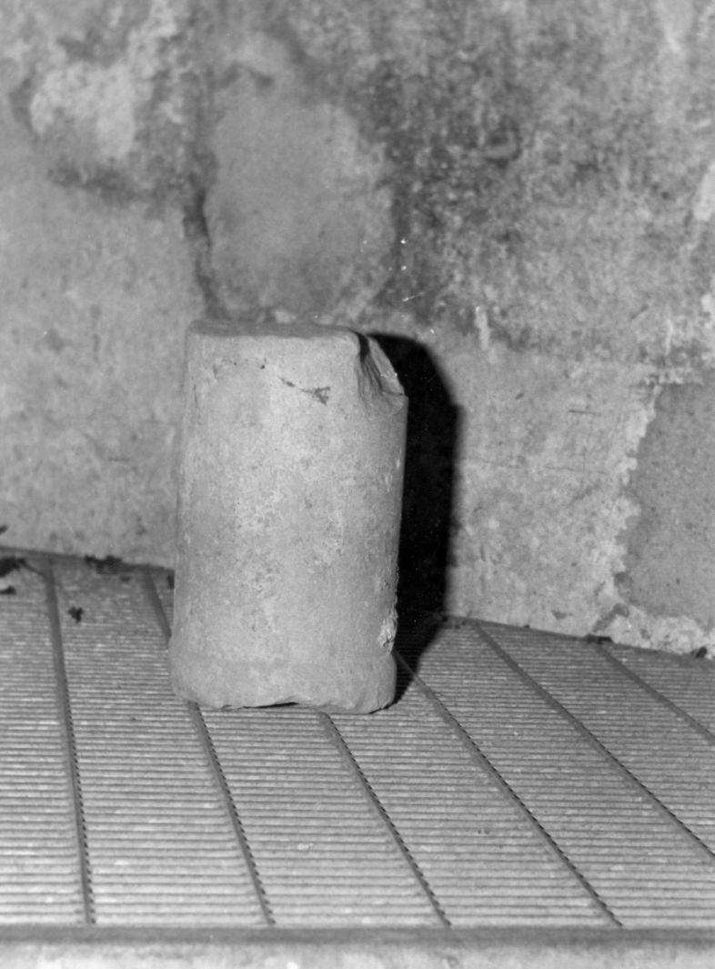 colonna, frammento - bottega campana (sec. XVI)