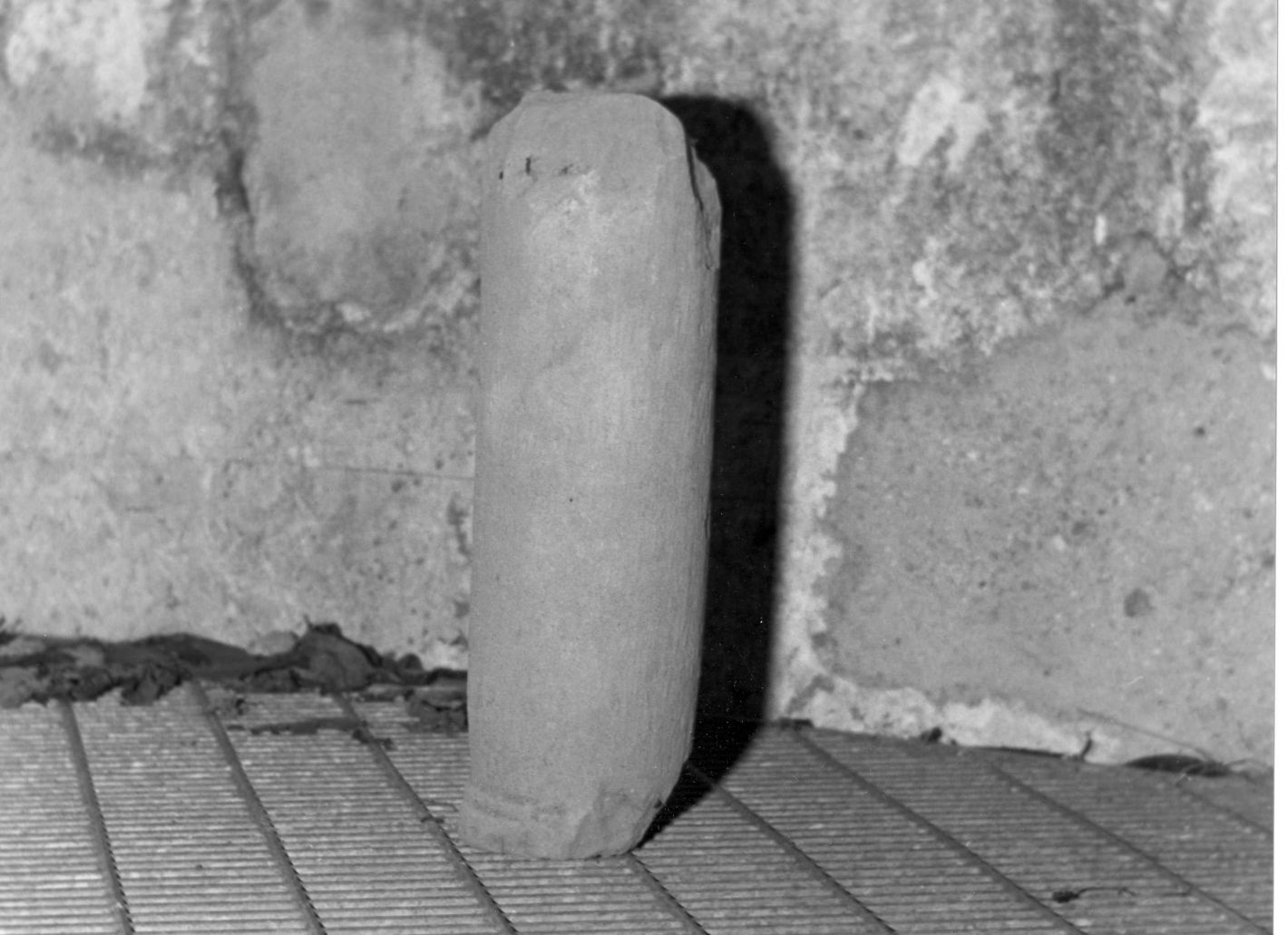 colonna, frammento - bottega campana (sec. XVI)