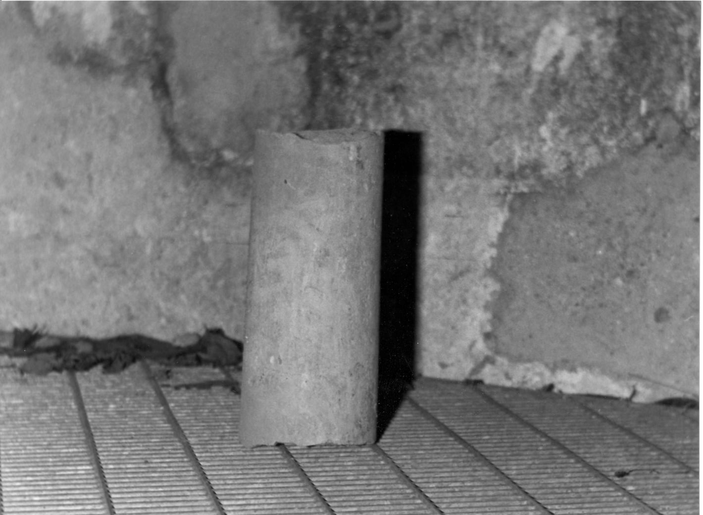 colonna, frammento - bottega campana (sec. XVI)