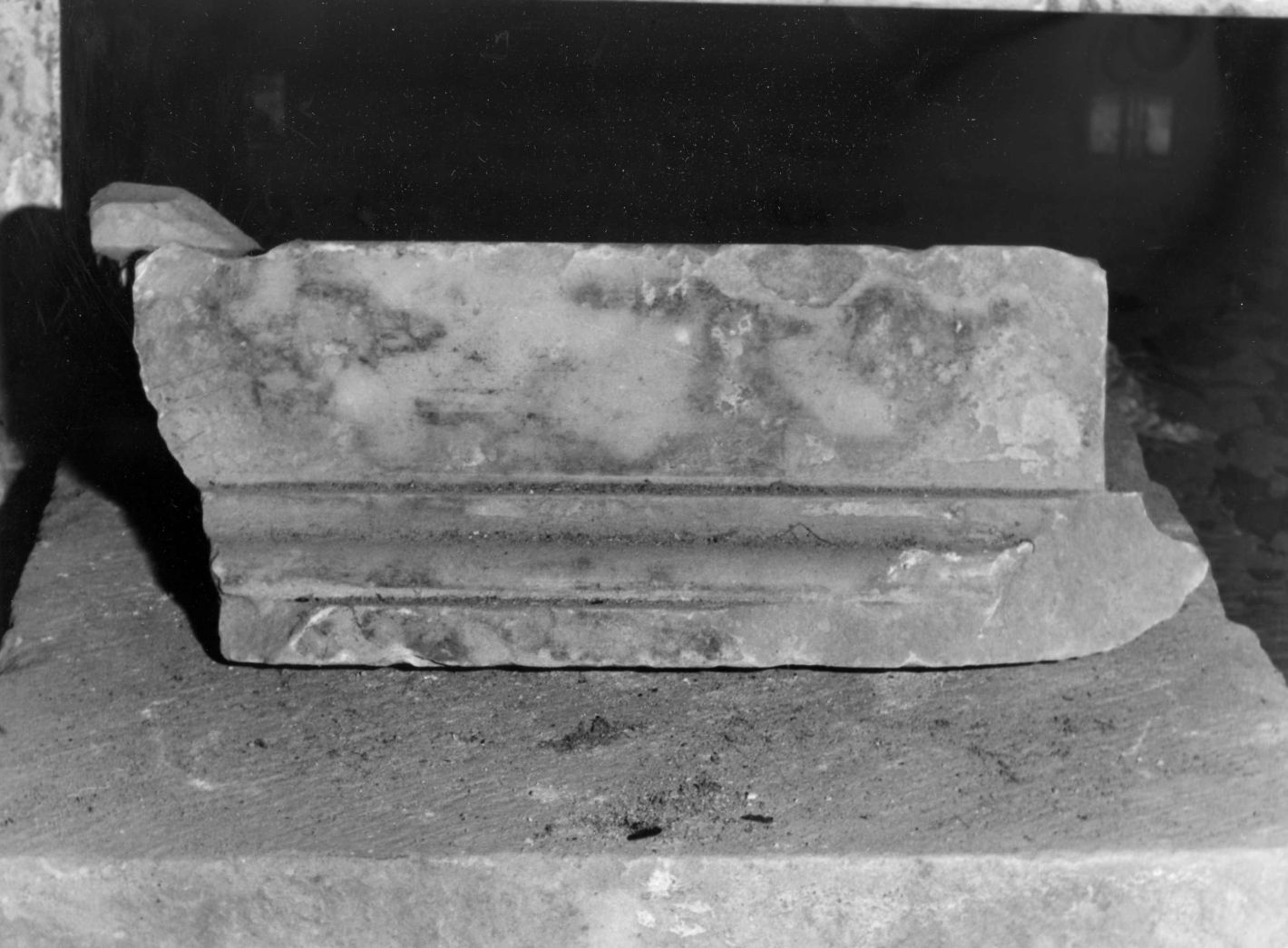 pilastro, frammento - bottega campana (sec. XVI)