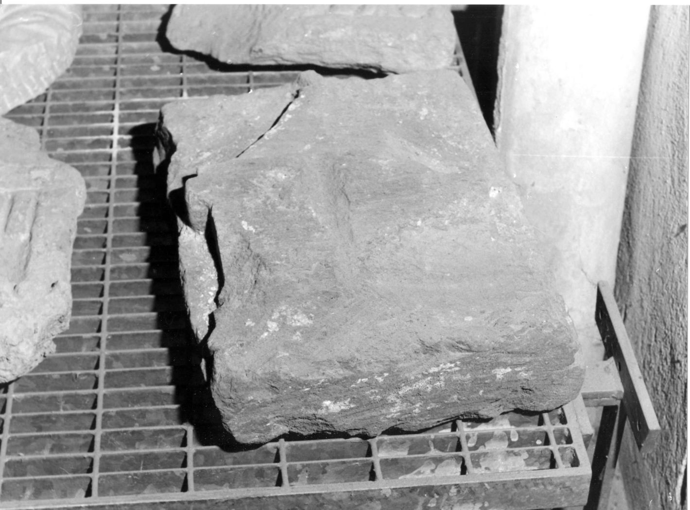 pinnacolo, frammento - bottega campana (sec. XVI)