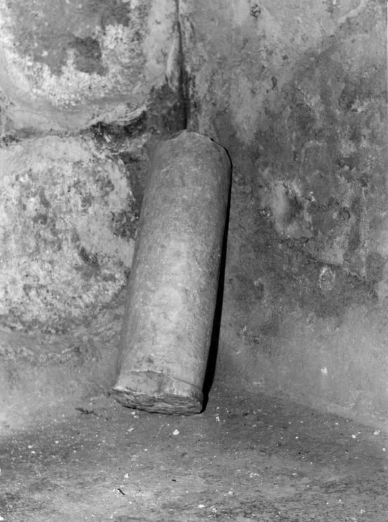 colonna, frammento - bottega campana (sec. XVI)