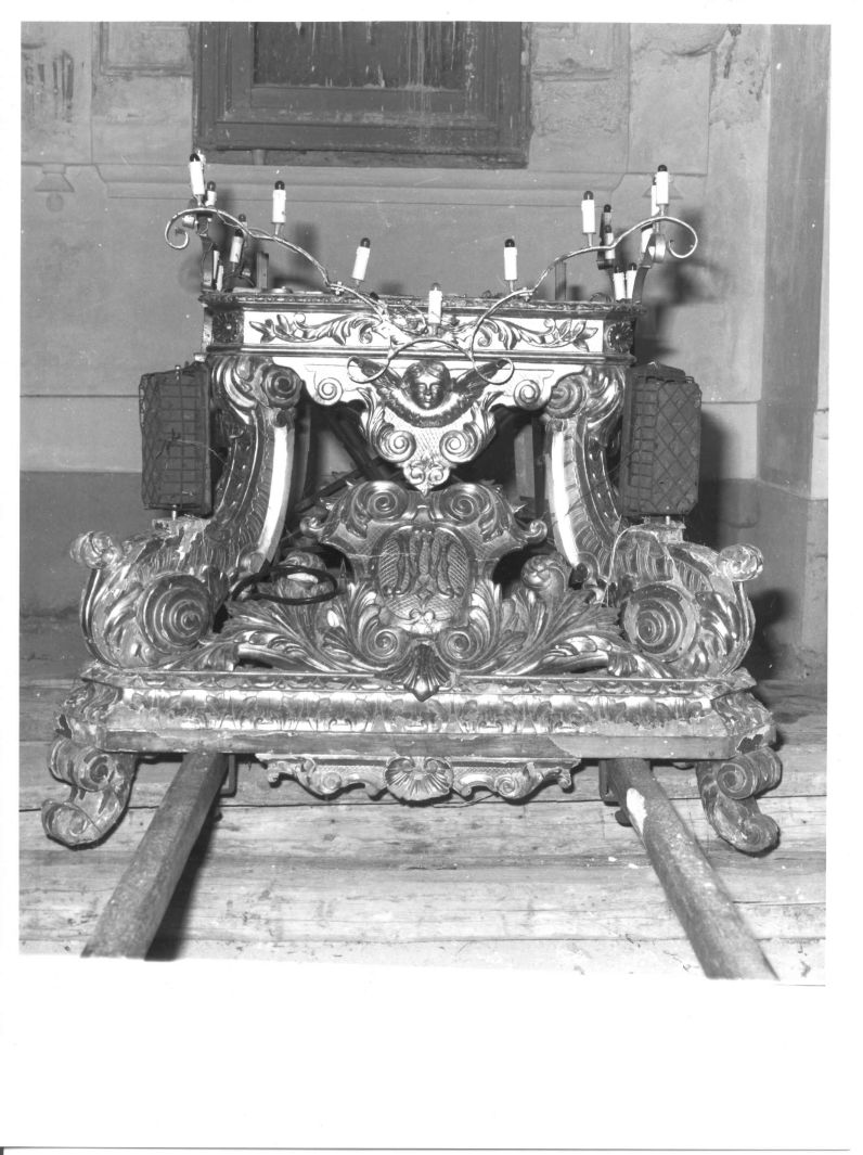 piedistallo di statua - bottega Italia meridionale (sec. XVIII)