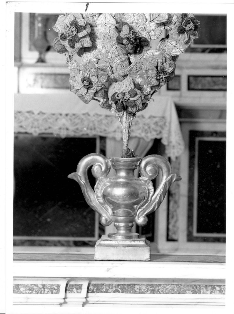 composizione floreale d'altare, serie - bottega napoletana (prima metà sec. XIX)