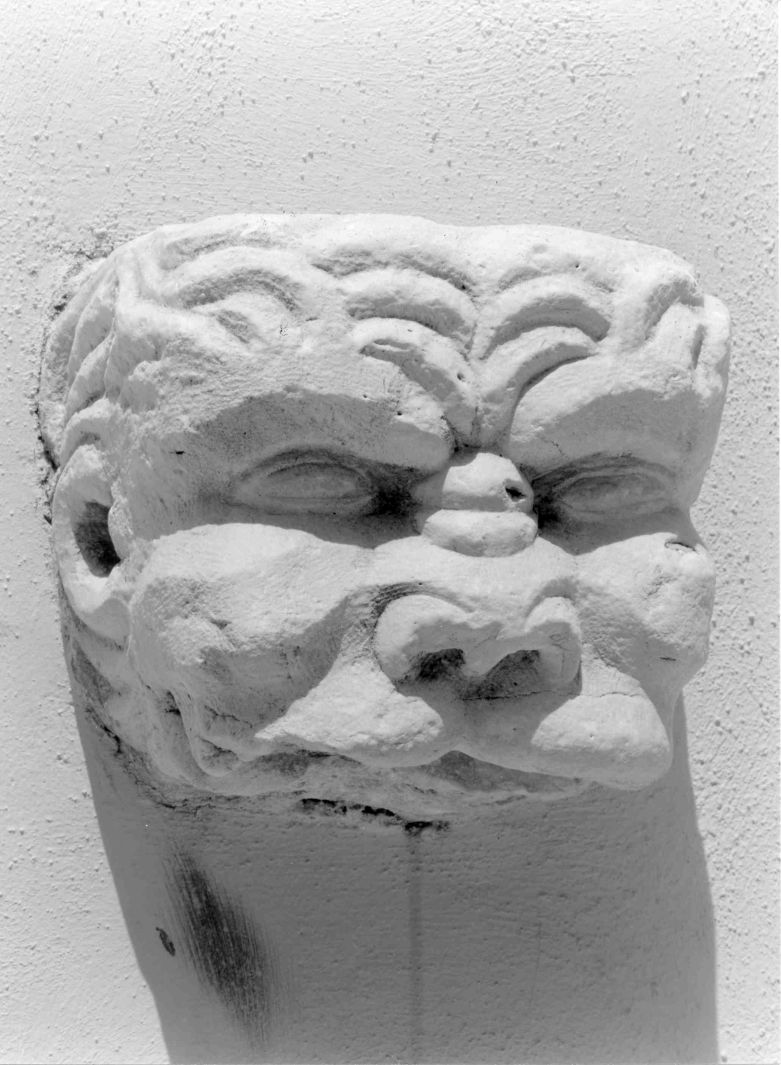 protome, serie - bottega Italia meridionale (metà sec. XVIII)