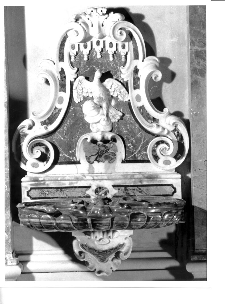 acquasantiera da parete, coppia di Cimmafonte Giuseppe (bottega) (sec. XVIII)