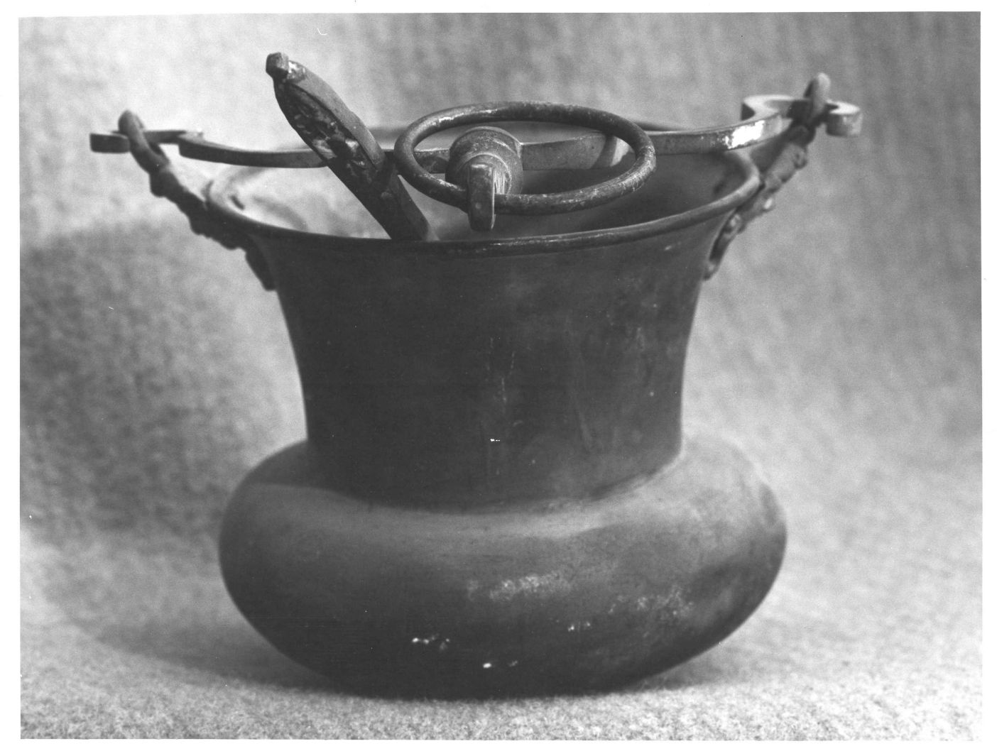 secchiello per l'acqua benedetta - bottega campana (sec. XVIII)