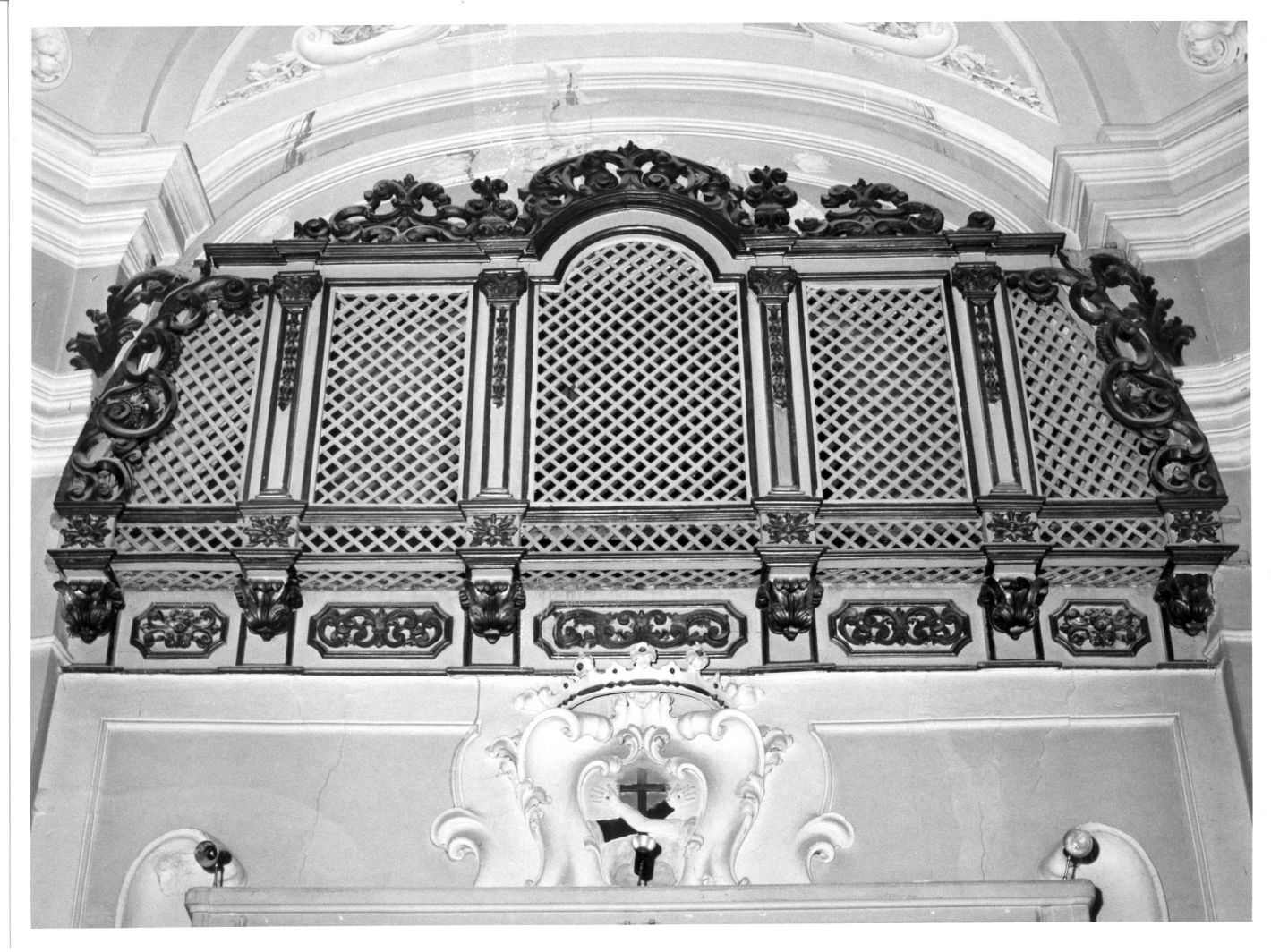 grata - bottega campana (fine/inizio secc. XVII/ XVIII)