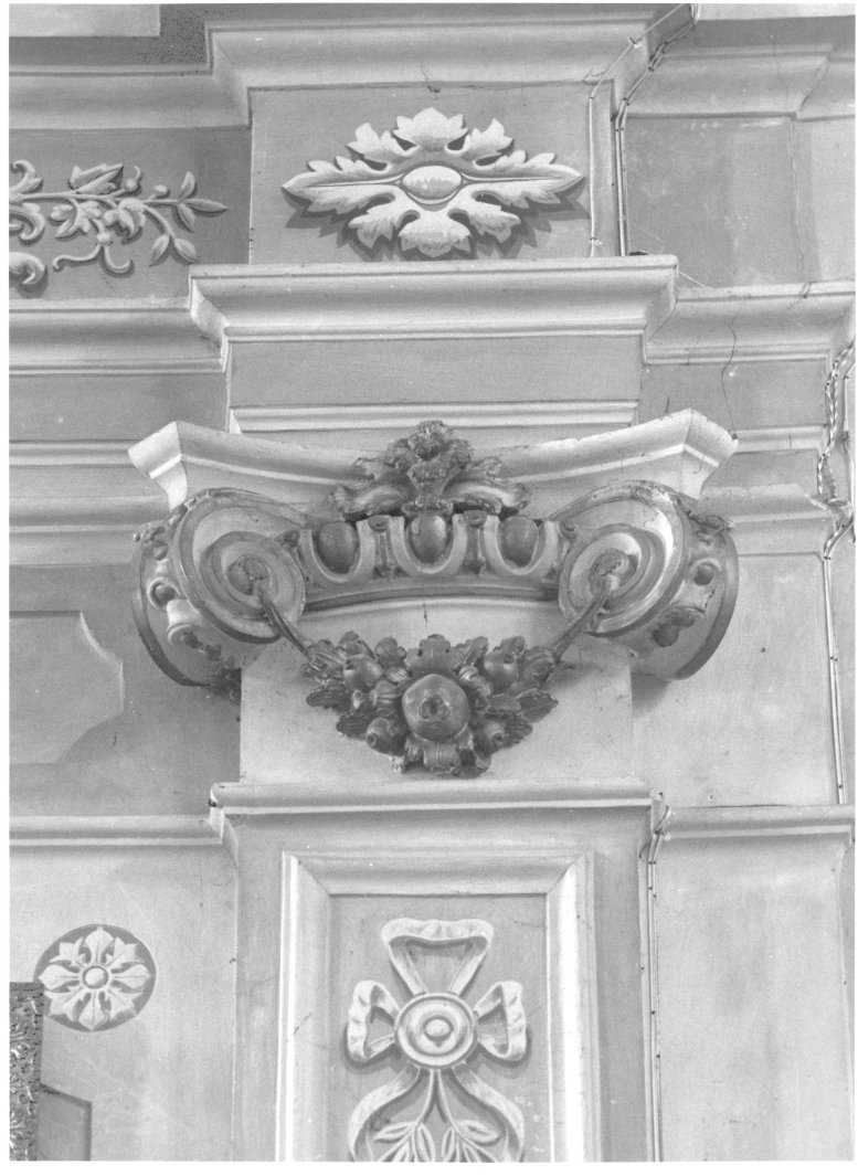 semicapitello - bottega campana (sec. XVIII)