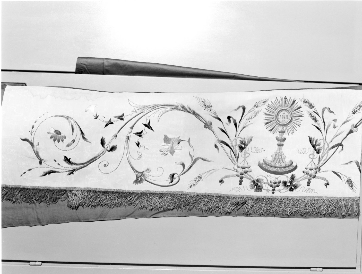 tovaglia d'altare - manifattura campana (sec. XIX)