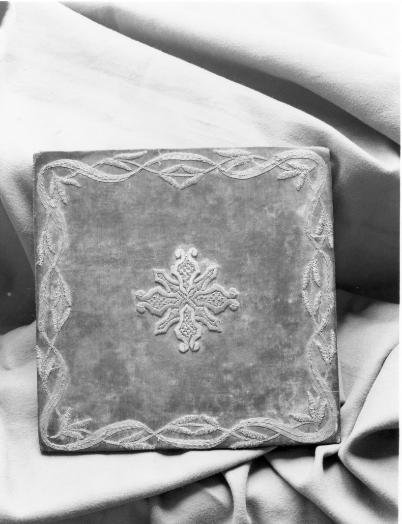 borsa del corporale - manifattura campana (fine/inizio secc. XVIII/ XIX)