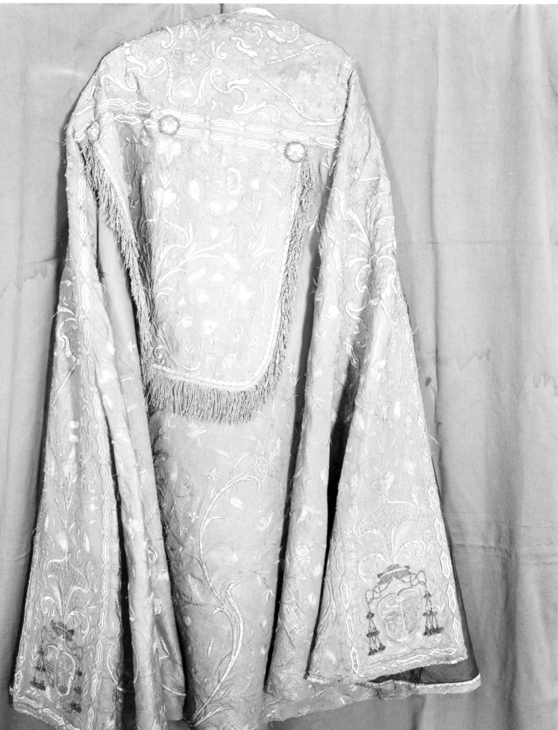 piviale - manifattura campana (sec. XIX)